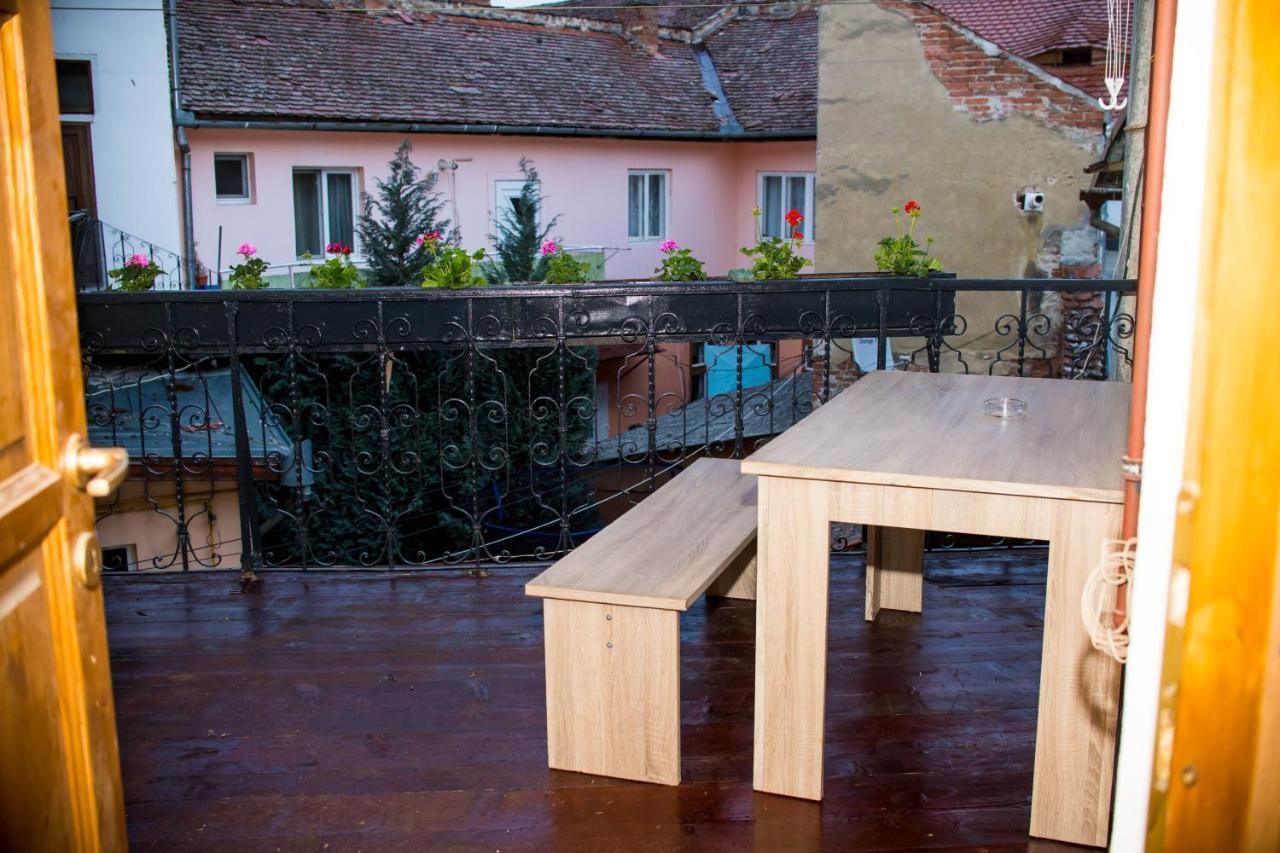 Apartament'S Maria Apartment Sibiu Exterior photo